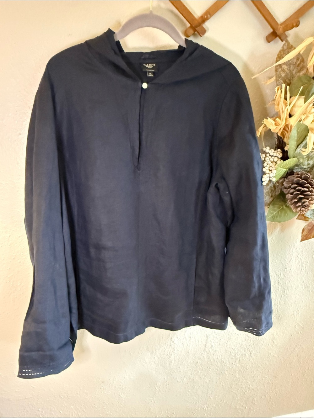Talbots Nautical Navy Irish Linen Hooded Shirt with Front Pocket.